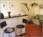 Suite Yellow 6
